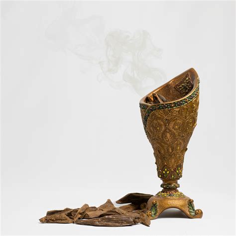 oud and incense oil wholesale.